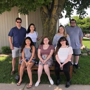 Meet your Posher, Laurie